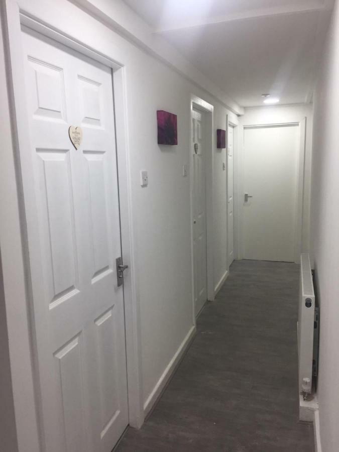 Sama'S Stylish Apartment Room 1 マンチェスター エクステリア 写真